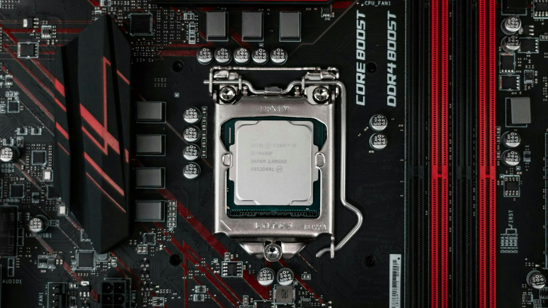 Das Innere eines Streaming PCs mit der CPU.