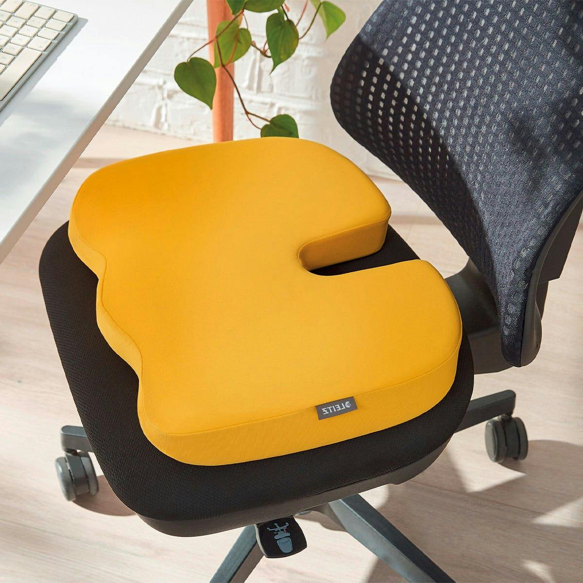Sitting more dynamically with a seat cushion